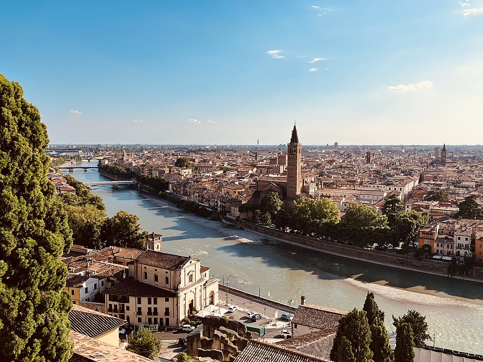 Verona · panorama della città / Verona · city panorama